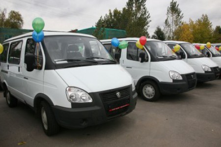 В 2016 году завершен прием документов для предоставления микроавтобусов многодетным семьям.